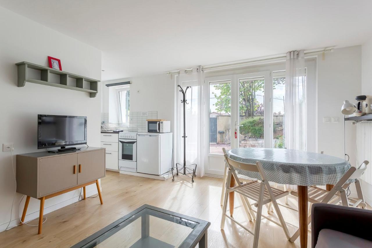 Apartament Studio Du Marechal Sainte-Foy-lès-Lyon Zewnętrze zdjęcie