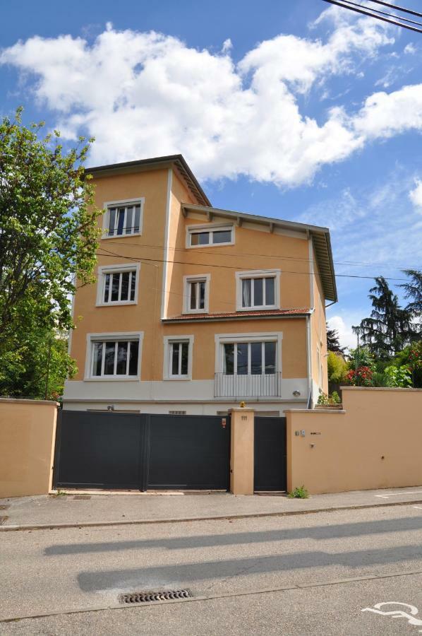 Apartament Studio Du Marechal Sainte-Foy-lès-Lyon Zewnętrze zdjęcie